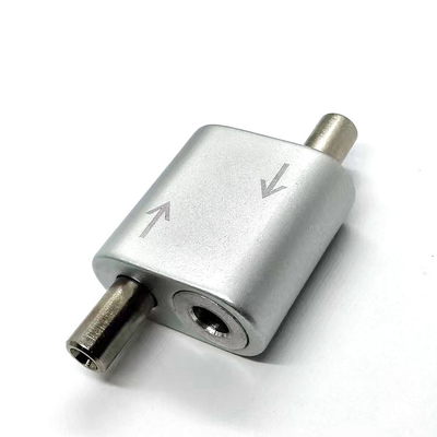 UrbanTrapezeの頑丈な掛かるパネル ハードウェア天井の印ワイヤー グリッパーの旗の掛かる付属品