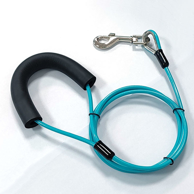 犬ペット小犬の安全馬具の適用範囲が広い慰め引き込み式犬の鎖のための調節可能な長さの安全鋼線の鎖