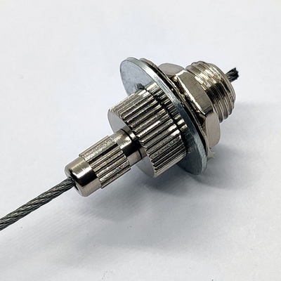 Din1142可鍛性単一ワイヤー ロープはステンレス鋼の十字のケーブル固定金具を切る